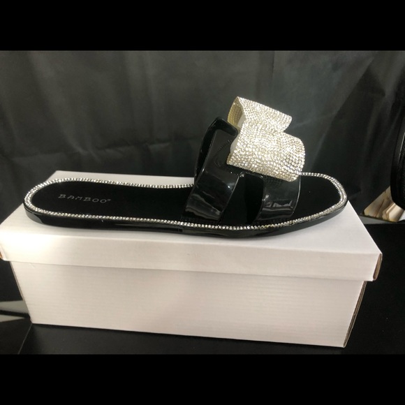 Sandals - Picture 2 of 4